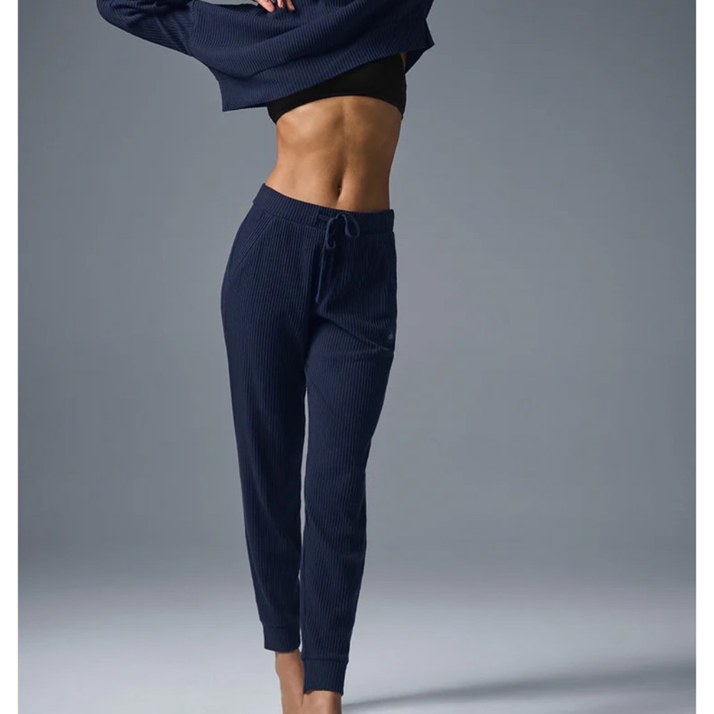 Alo Muse Navy Ribbed Joggers